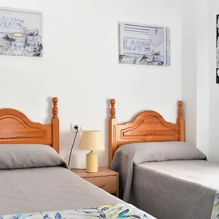 Piso Saturno Bajo C Conil Apartment *
